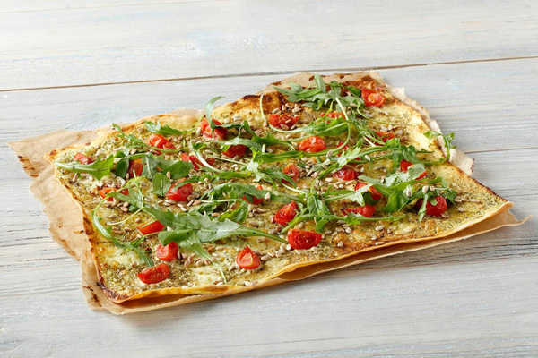 Produktfoto zu Flammkuchen mit Rucola