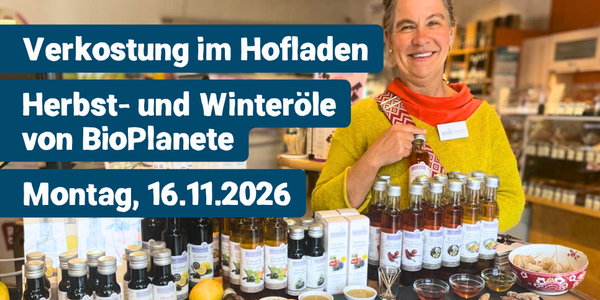 KI generiert: Das Bild zeigt eine gelbe Blüte auf einem Hintergrund aus grünen Blättern. Darauf ist Text platziert, der auf einen Pflanzenmarkt am Freitag, den 02.05.2025, und Samstag, den 03.05.2025, hinweist.