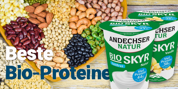 KI generiert: Schalen mit Hülsenfrüchten und Nüssen, zwei Becher Bio-Skyr. Text: "Beste Bio-Proteine".