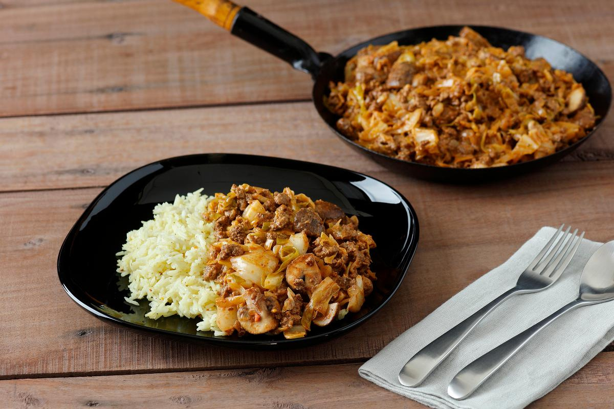 Spitzkohl-Hack Pfanne mit Reis
