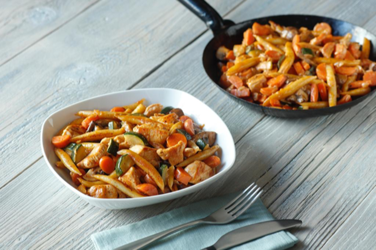 Schupfnudel-Hähnchen-Gemüsepfanne